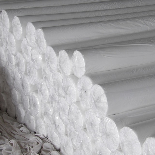 100%涤纶针织面料，层压0.02mm TPU，用于床垫保护/防水/透气/防尘螨/防尘臭虫