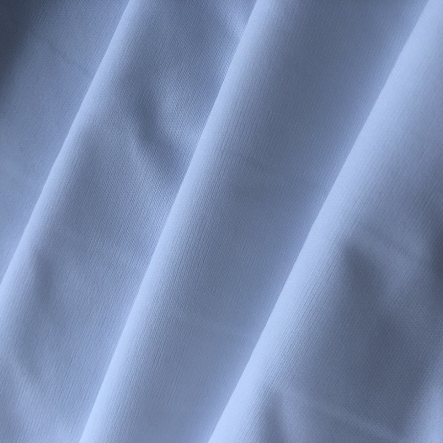 100%涤纶针织面料，层压0.02mm TPU，用于床垫保护/防水/透气/防尘螨/防尘臭虫